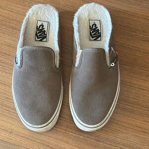 Women’s vans size 10, slip on, fleece lined